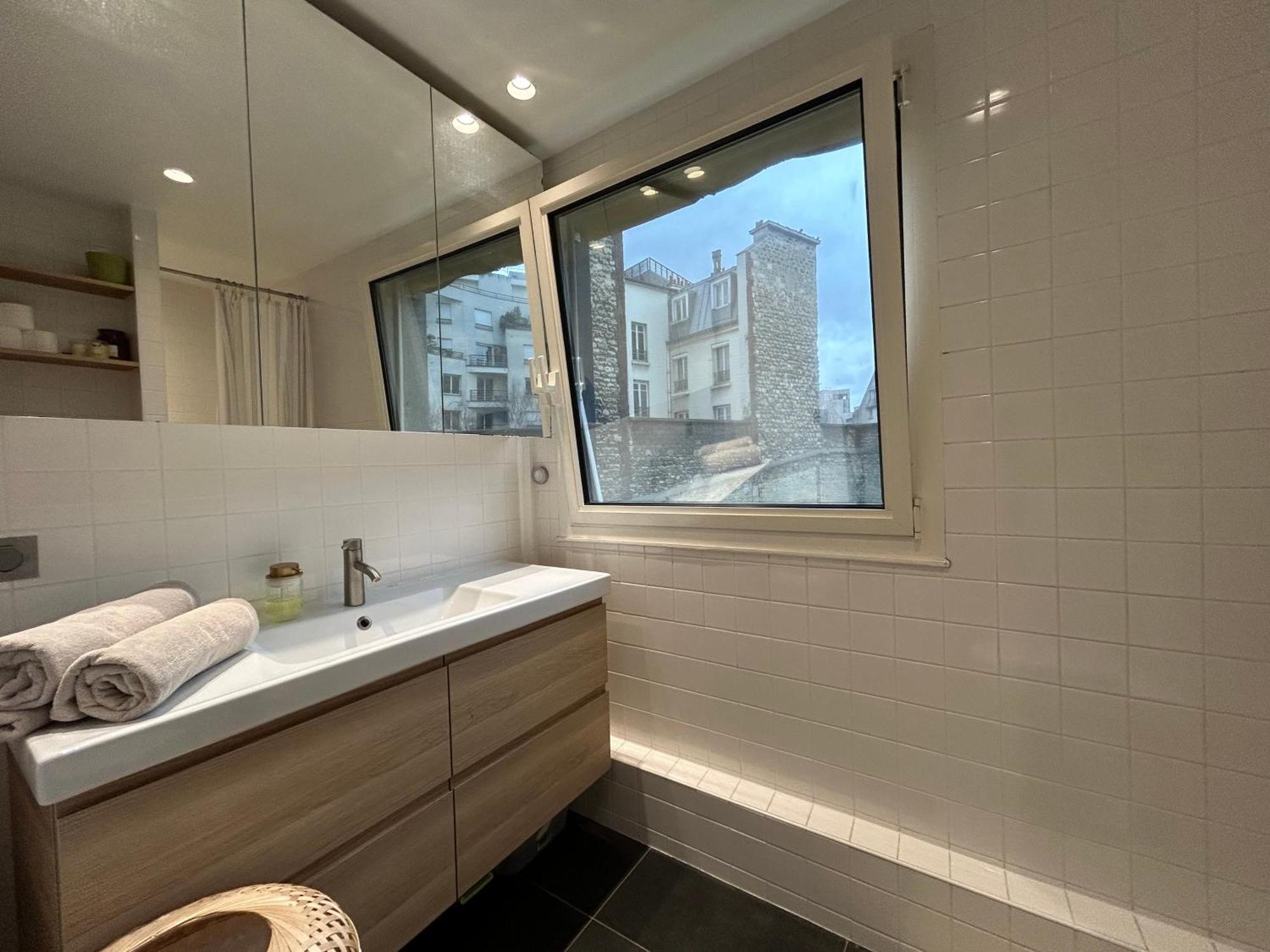 Big Apartment Eiffel Tower View 巴黎 外观 照片